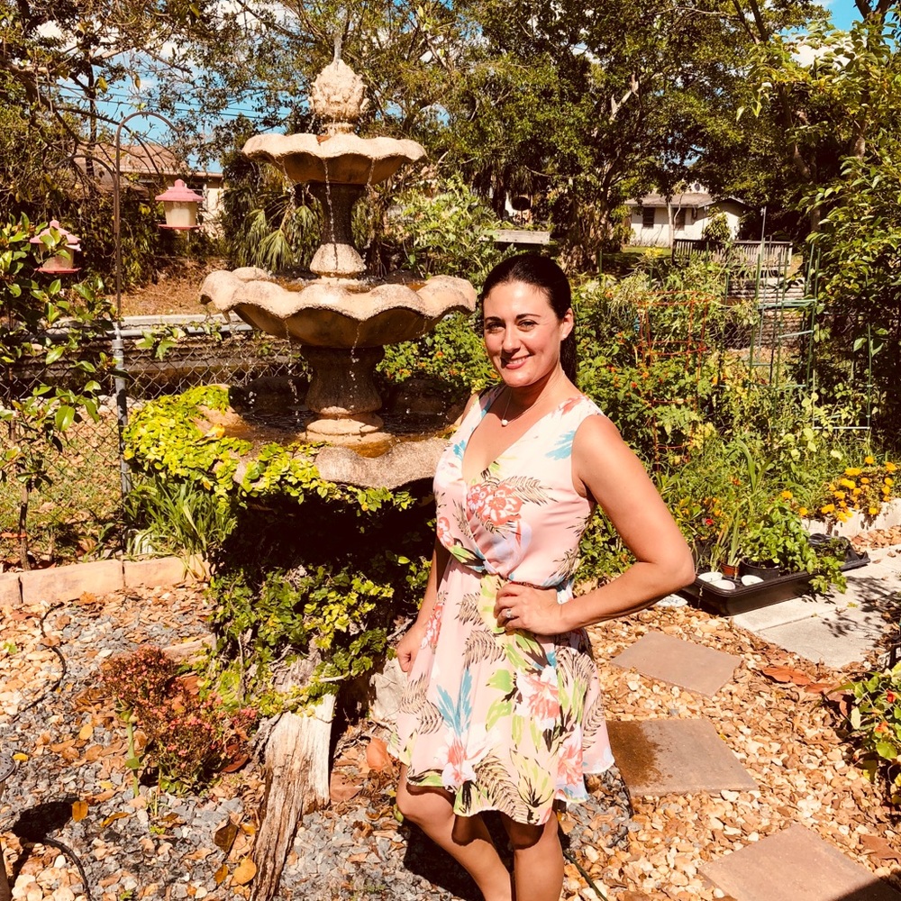 Meet your Posher, Elissa